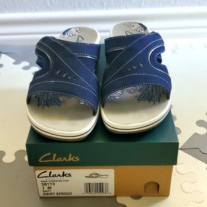 Clarks Daisy sprout size 7 NEW